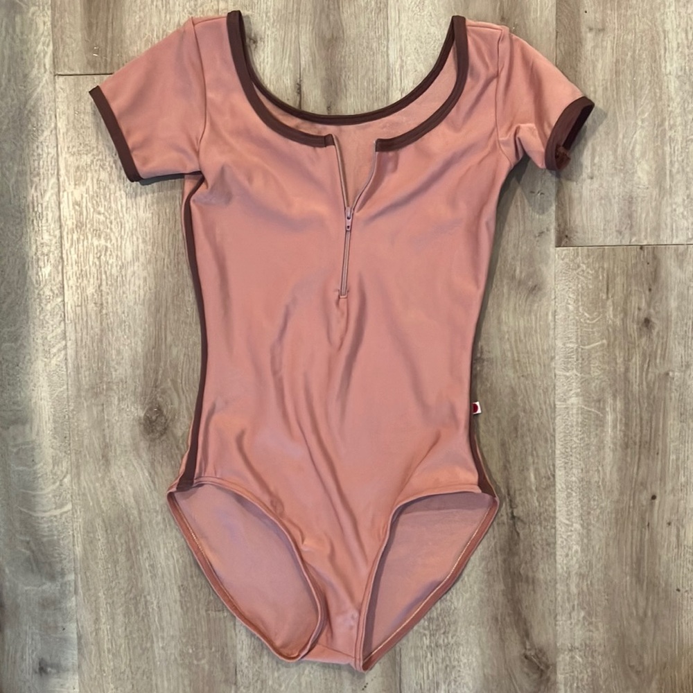Yumiko cora pink cap sleeve leotard